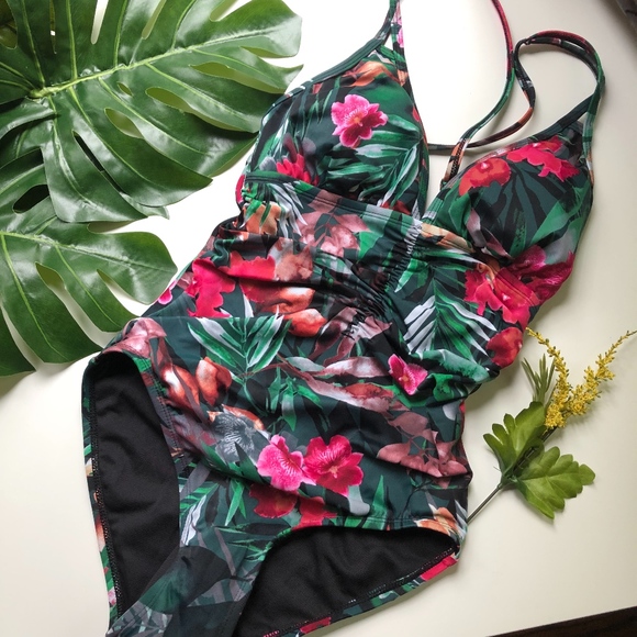 aqua green swimwear size chart